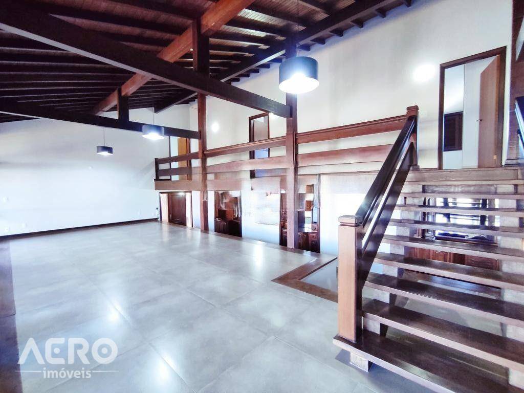 Casa de Condomínio à venda e aluguel com 5 quartos, 400m² - Foto 13