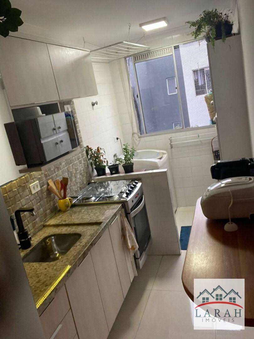 Apartamento à venda com 2 quartos, 55m² - Foto 11