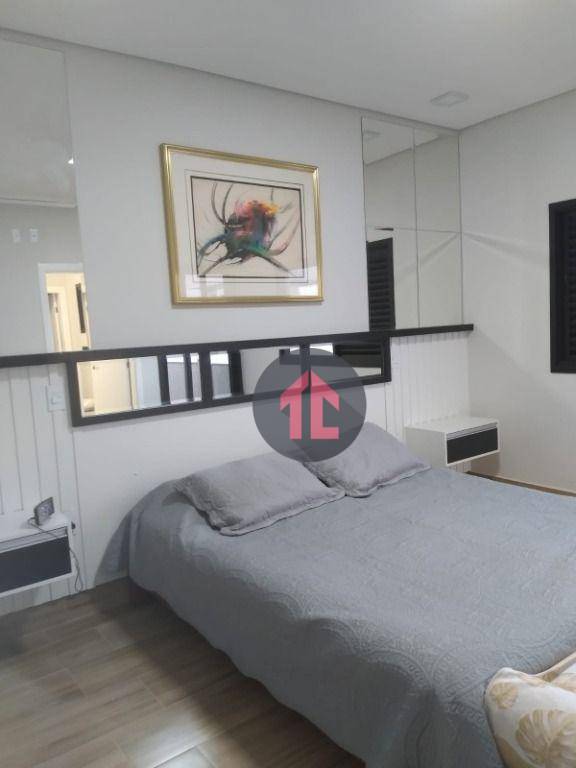 Casa de Condomínio à venda com 4 quartos, 242m² - Foto 12