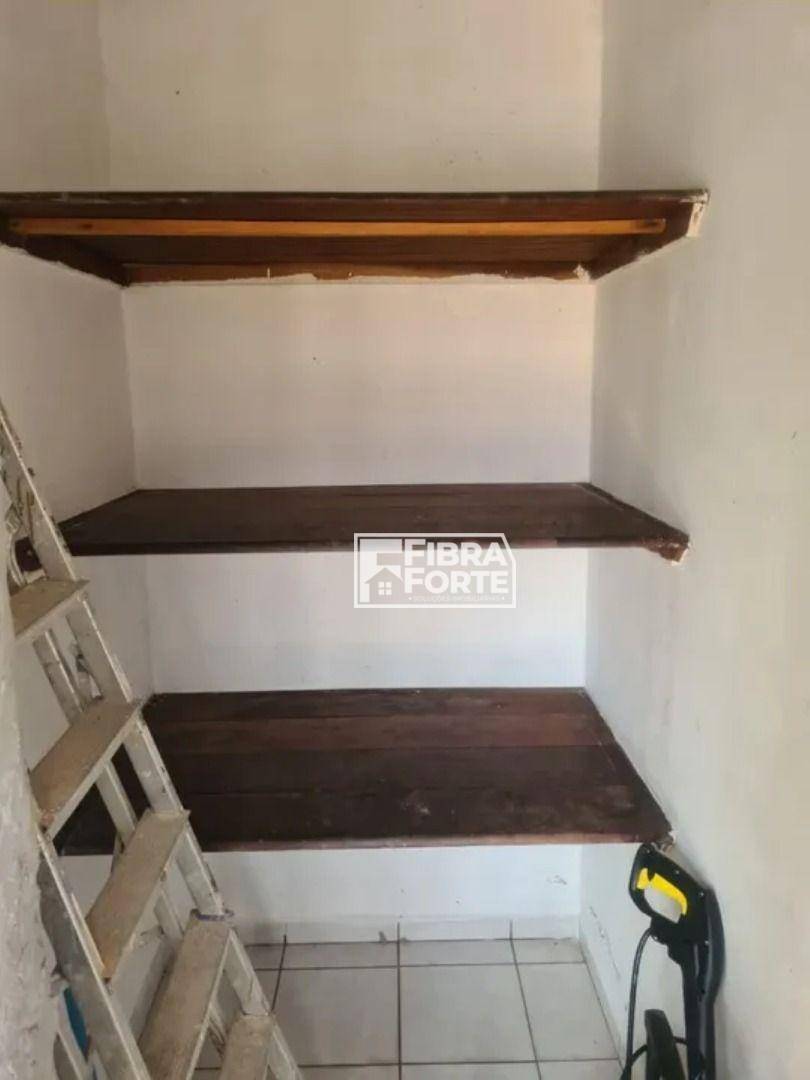 Casa para alugar com 4 quartos, 440m² - Foto 18