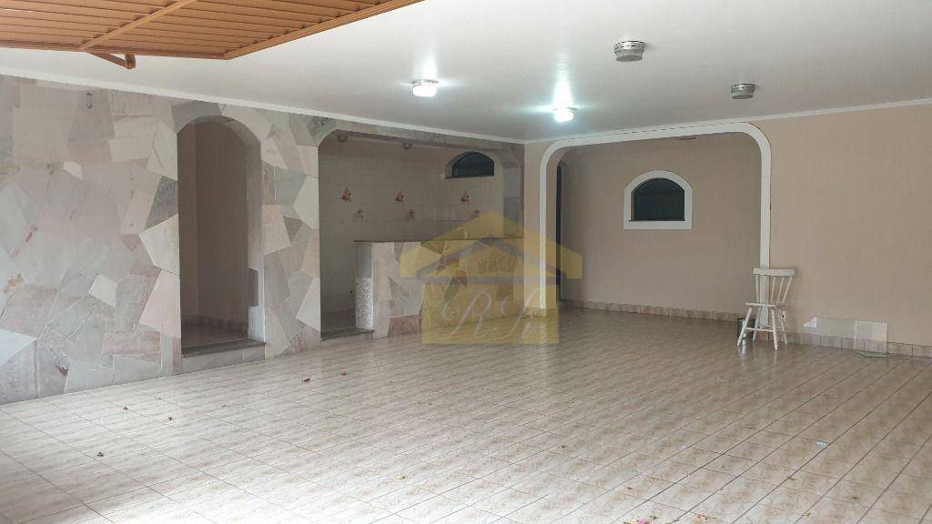 Sobrado para alugar com 6 quartos, 315m² - Foto 38