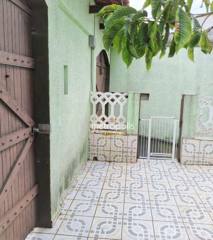 Sobrado à venda com 4 quartos, 300m² - Foto 2