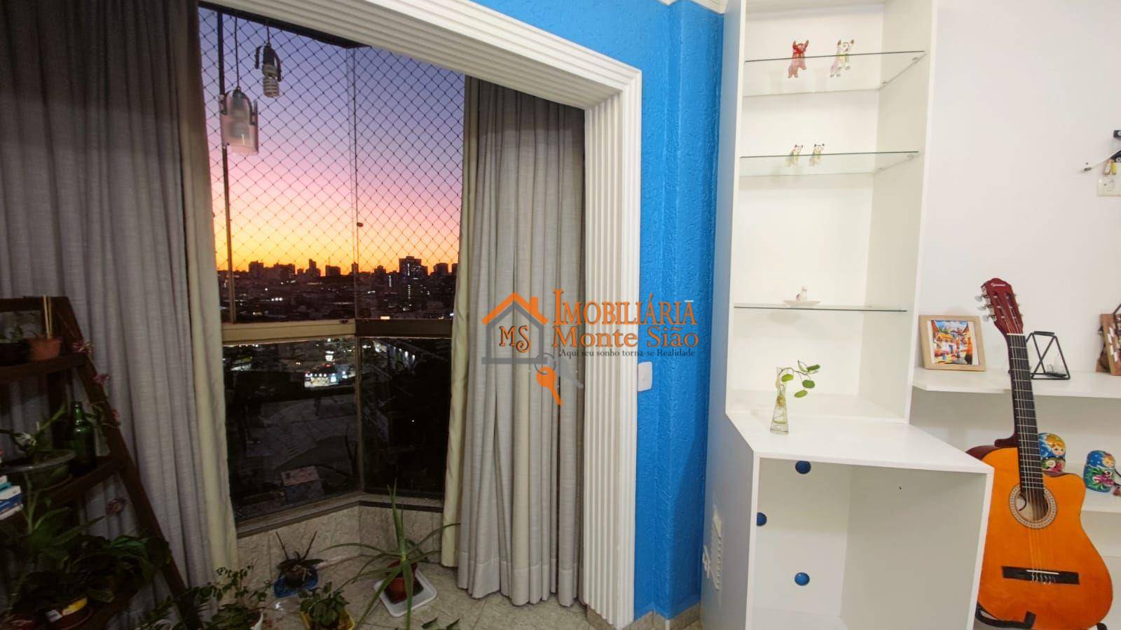 Apartamento à venda com 2 quartos, 60m² - Foto 5