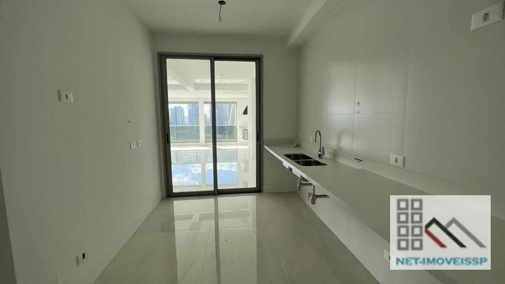 Apartamento à venda com 3 quartos, 186m² - Foto 10