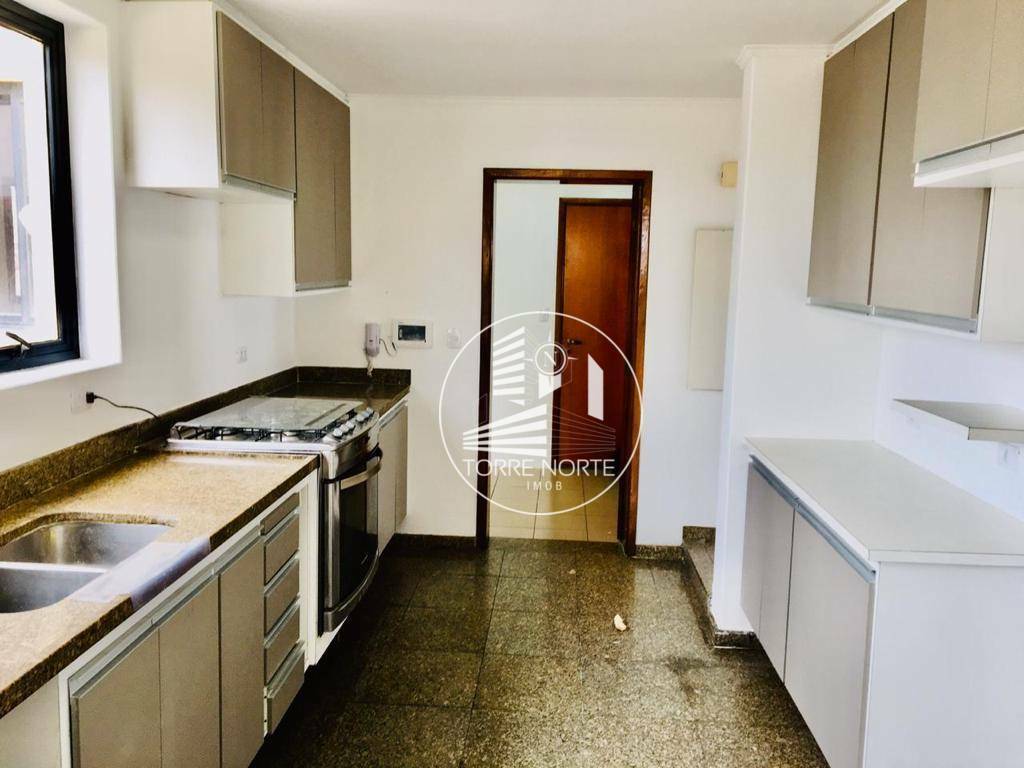 Apartamento à venda com 4 quartos, 220m² - Foto 9