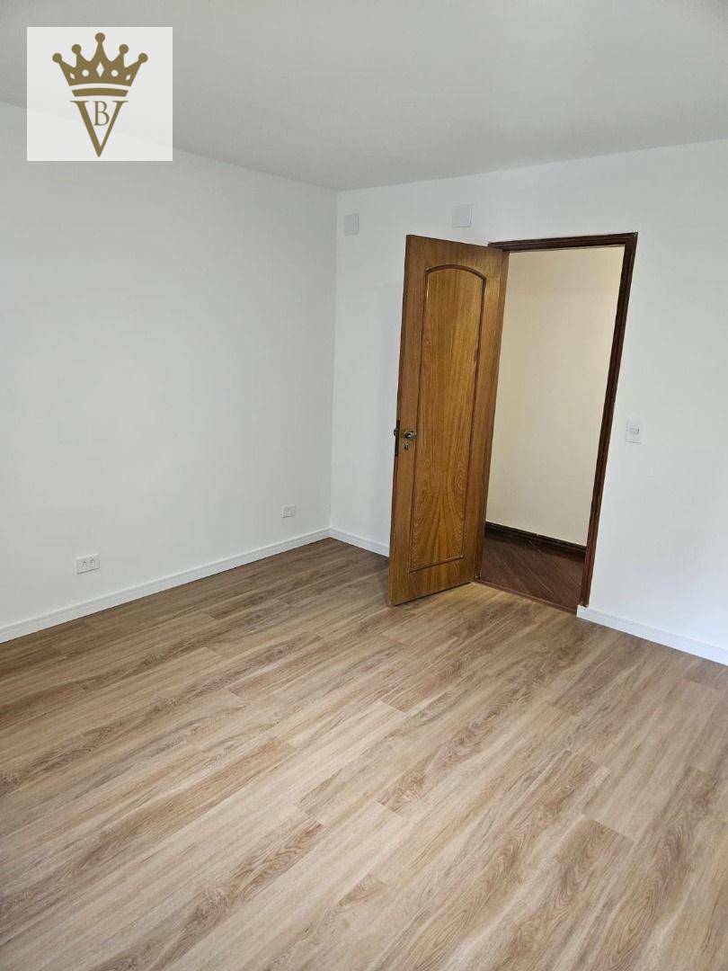 Apartamento para alugar com 3 quartos, 175m² - Foto 13