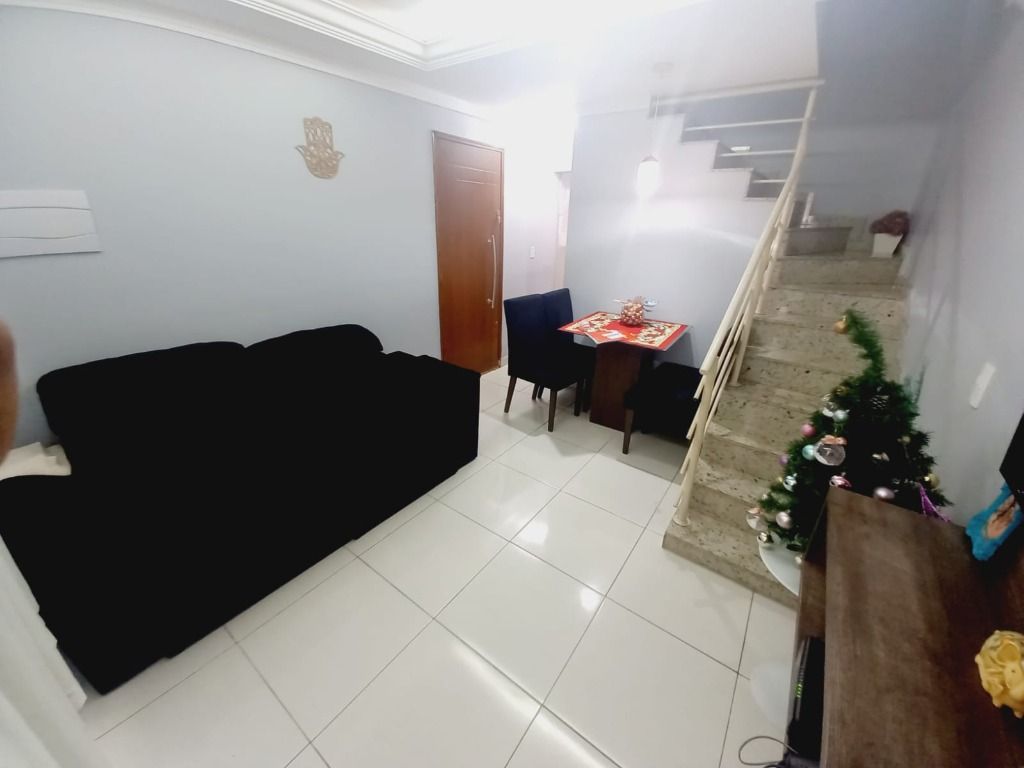 Sobrado, 2 quartos, 65 m² - Foto 1