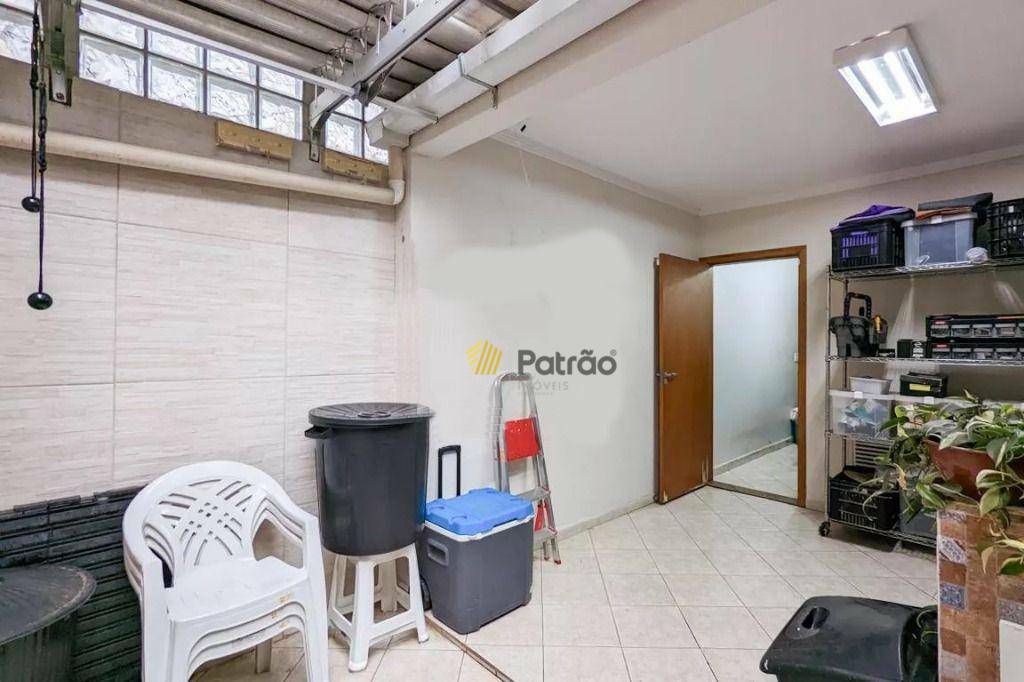 Sobrado à venda com 3 quartos, 227m² - Foto 22