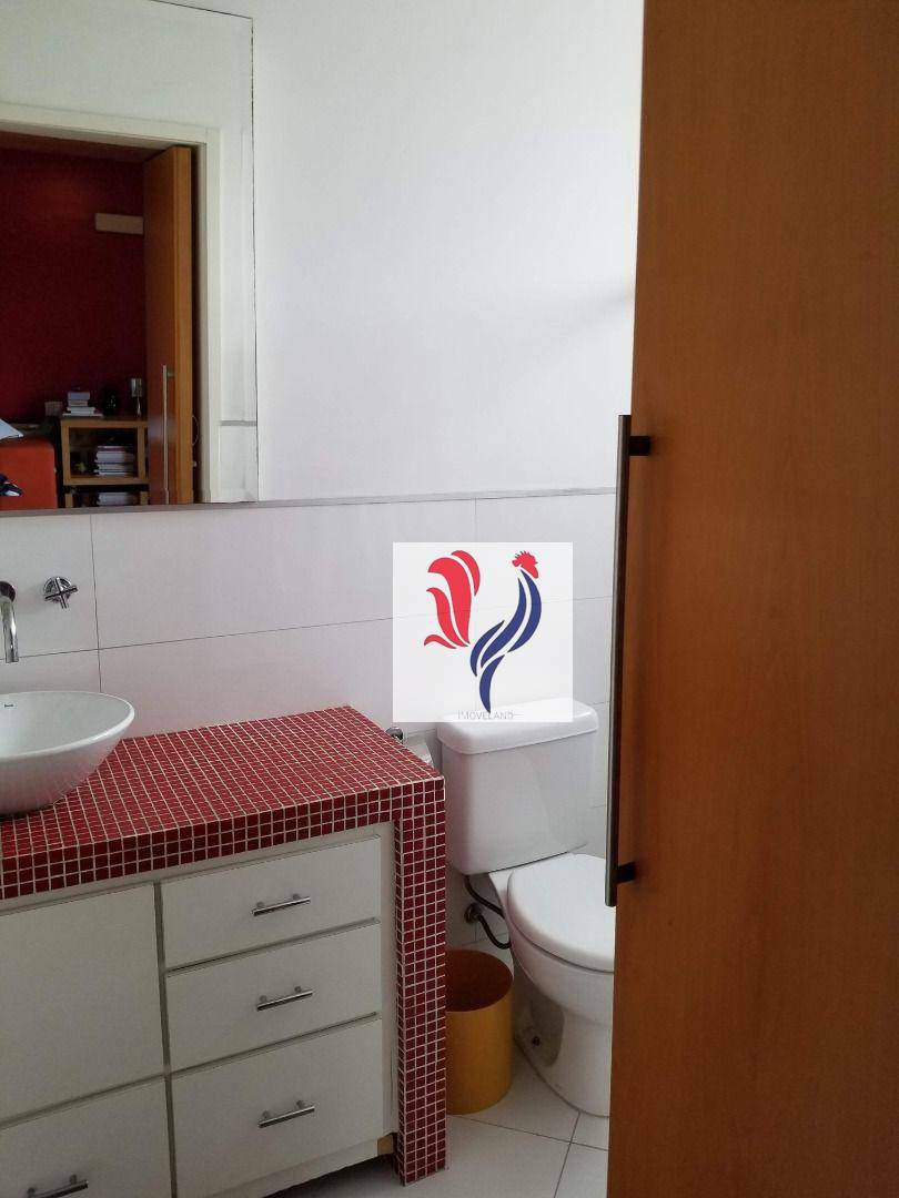 Apartamento à venda com 3 quartos, 224m² - Foto 13