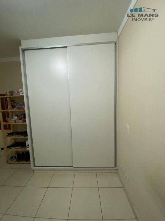 Apartamento à venda com 1 quarto, 37m² - Foto 29