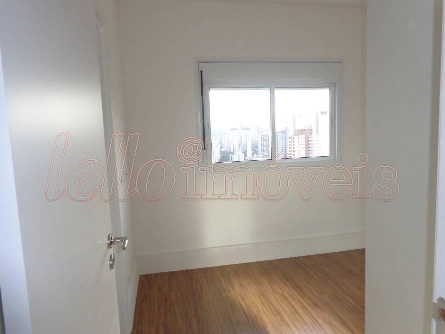 Apartamento à venda com 3 quartos, 156m² - Foto 12