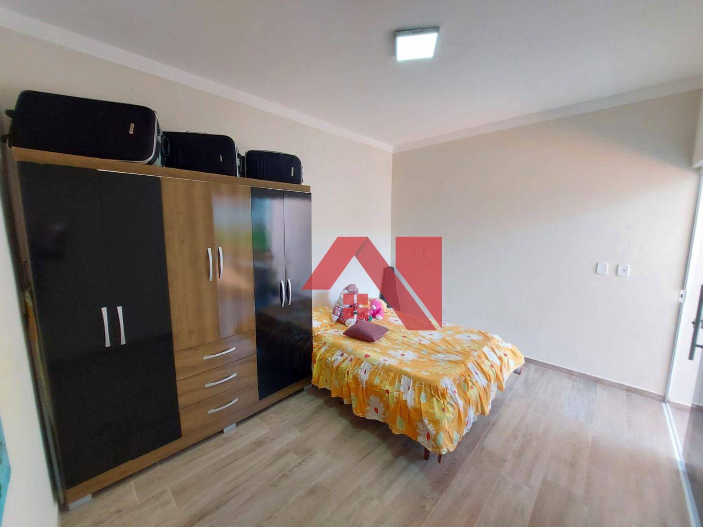 Sobrado à venda com 4 quartos, 203m² - Foto 3