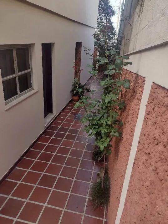 Sobrado à venda com 4 quartos, 241m² - Foto 6