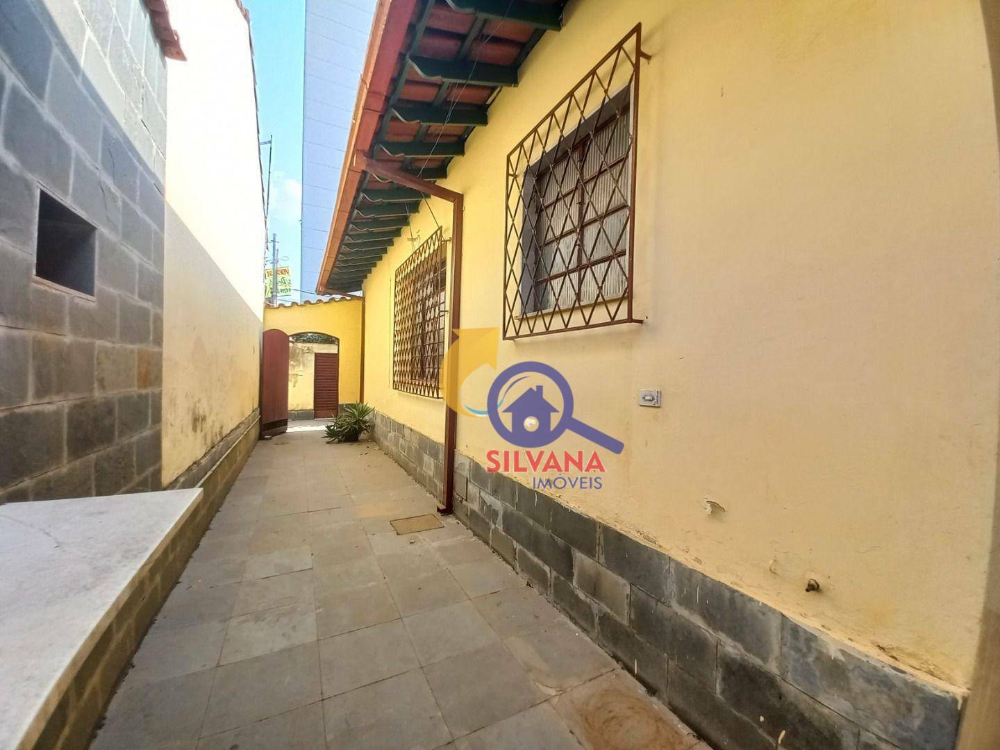 Casa à venda com 3 quartos, 260m² - Foto 34