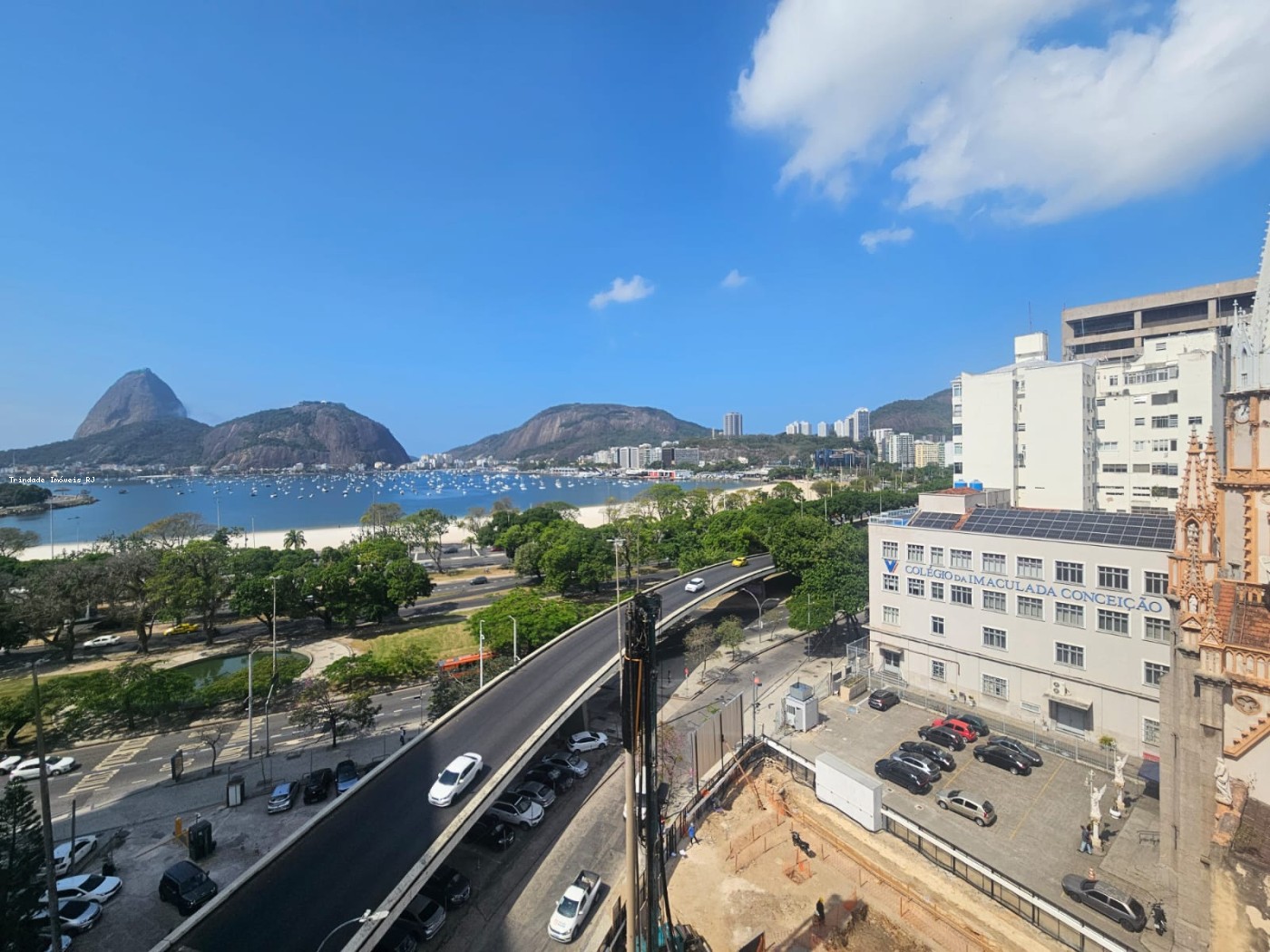 Apartamento para alugar com 4 quartos, 200m² - Foto 1