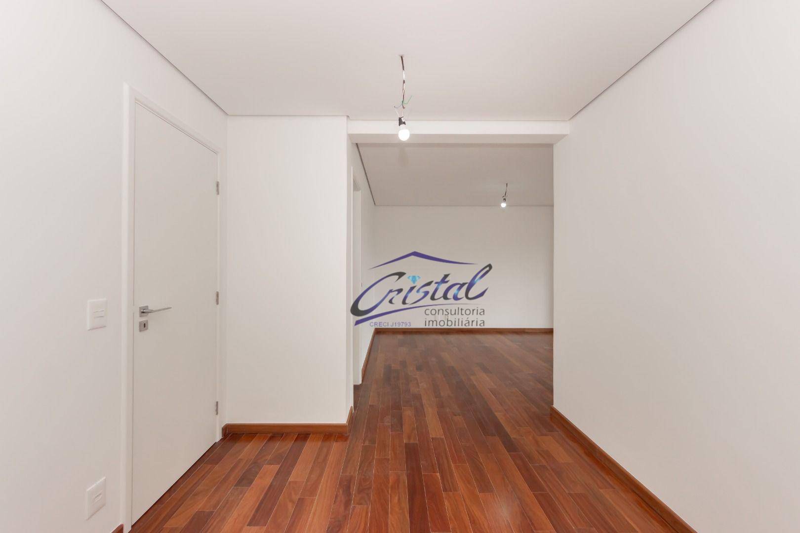 Apartamento à venda com 3 quartos, 208m² - Foto 6