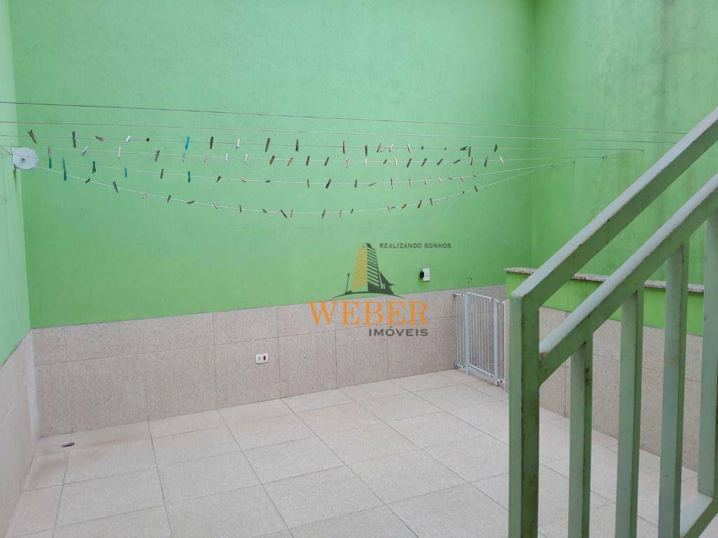 Sobrado à venda com 2 quartos, 253m² - Foto 18
