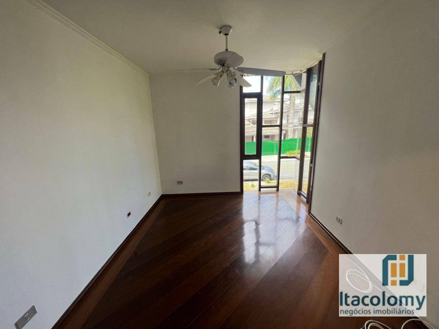 Casa de Condomínio à venda com 4 quartos, 420m² - Foto 14