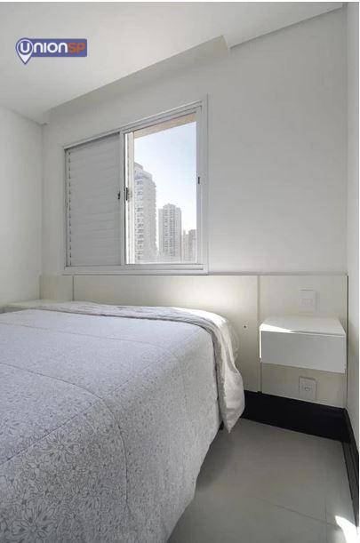 Apartamento à venda com 3 quartos, 216m² - Foto 12