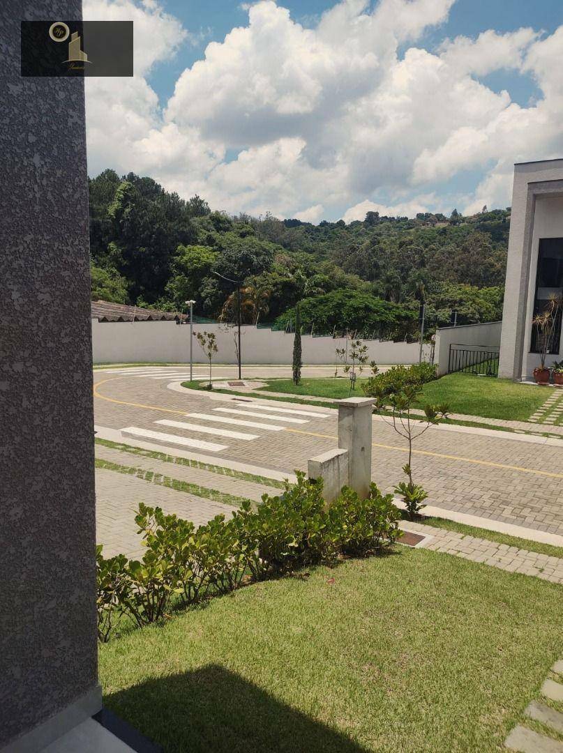 Casa de Condomínio para alugar com 3 quartos, 145m² - Foto 4