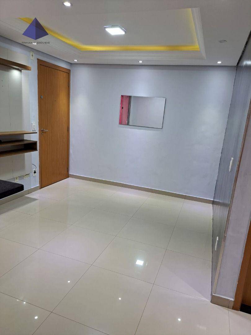 Apartamento à venda com 2 quartos, 42m² - Foto 1