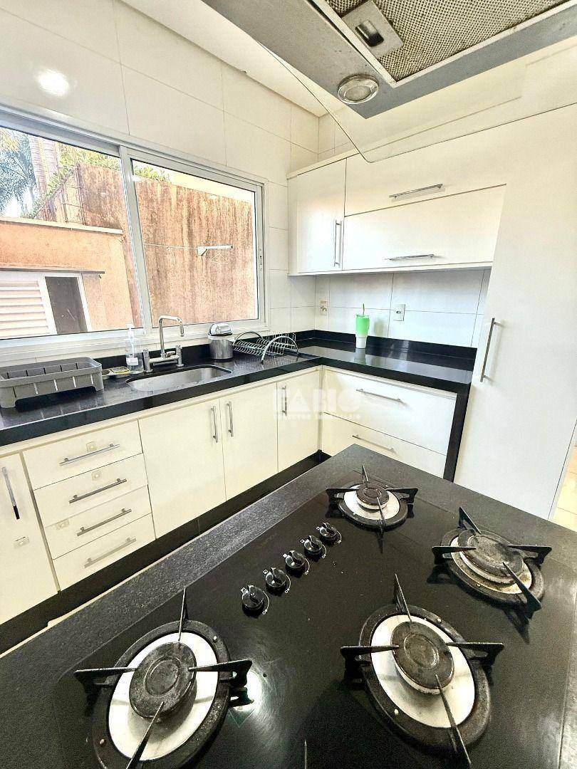 Sobrado, 4 quartos, 350 m² - Foto 10