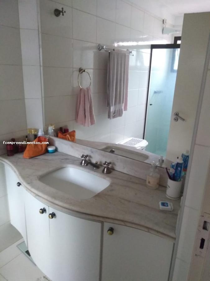 Apartamento à venda com 3 quartos, 130m² - Foto 3