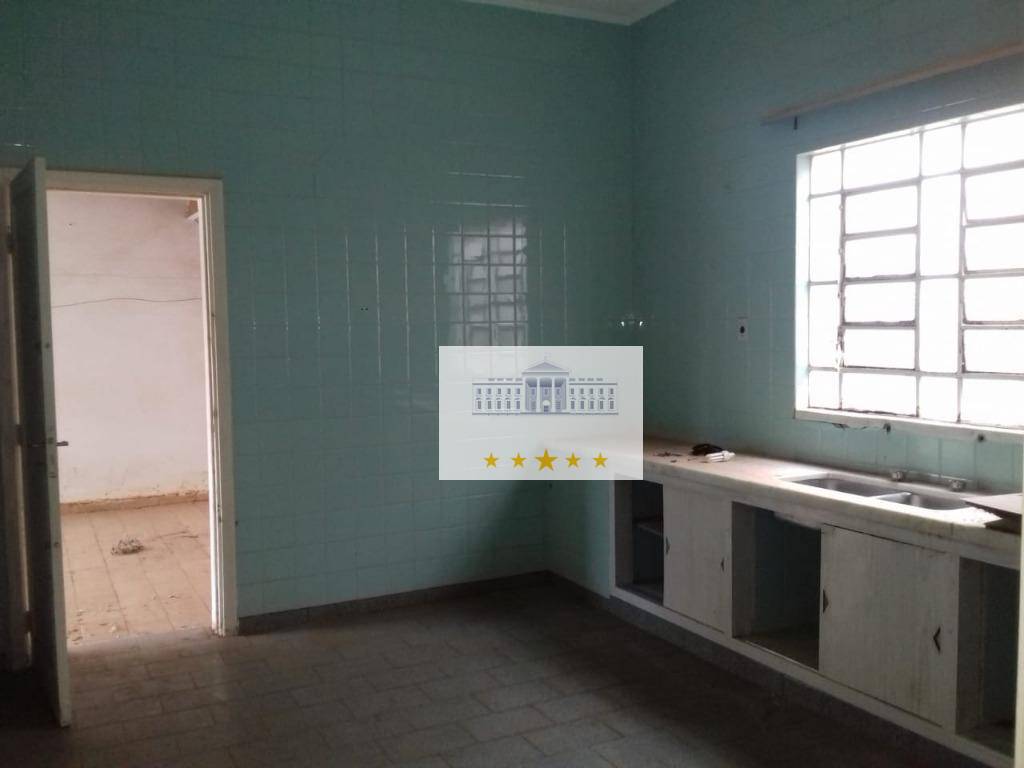 Casa à venda com 3 quartos, 250m² - Foto 15