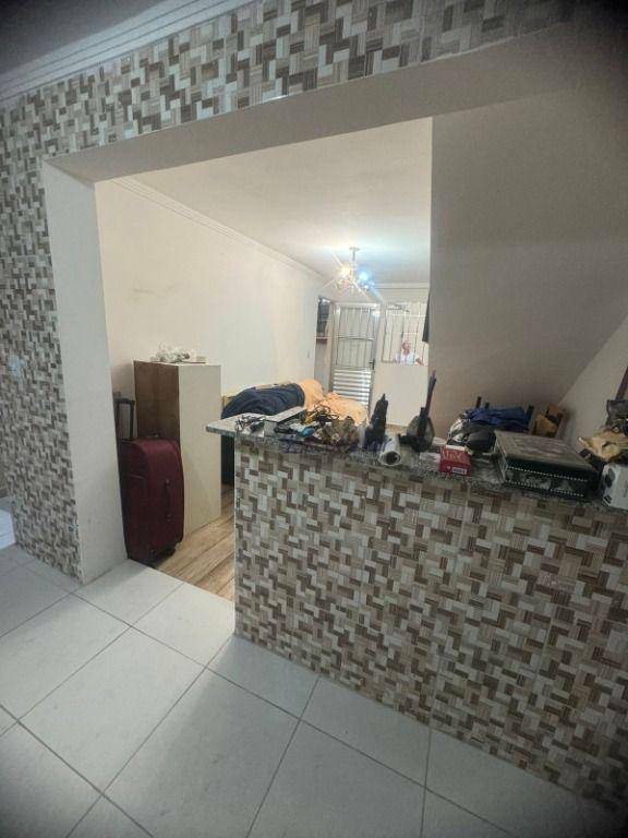 Sobrado à venda com 6 quartos, 240m² - Foto 28