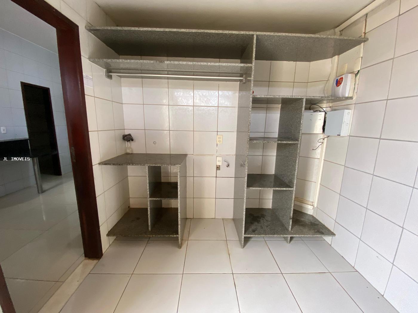 Casa à venda com 4 quartos, 280m² - Foto 25