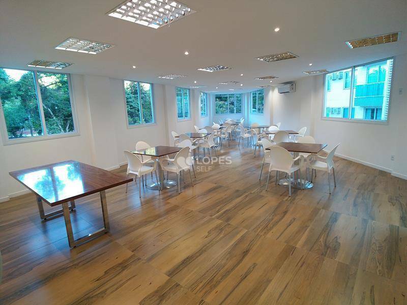 Cobertura à venda com 2 quartos, 130m² - Foto 13