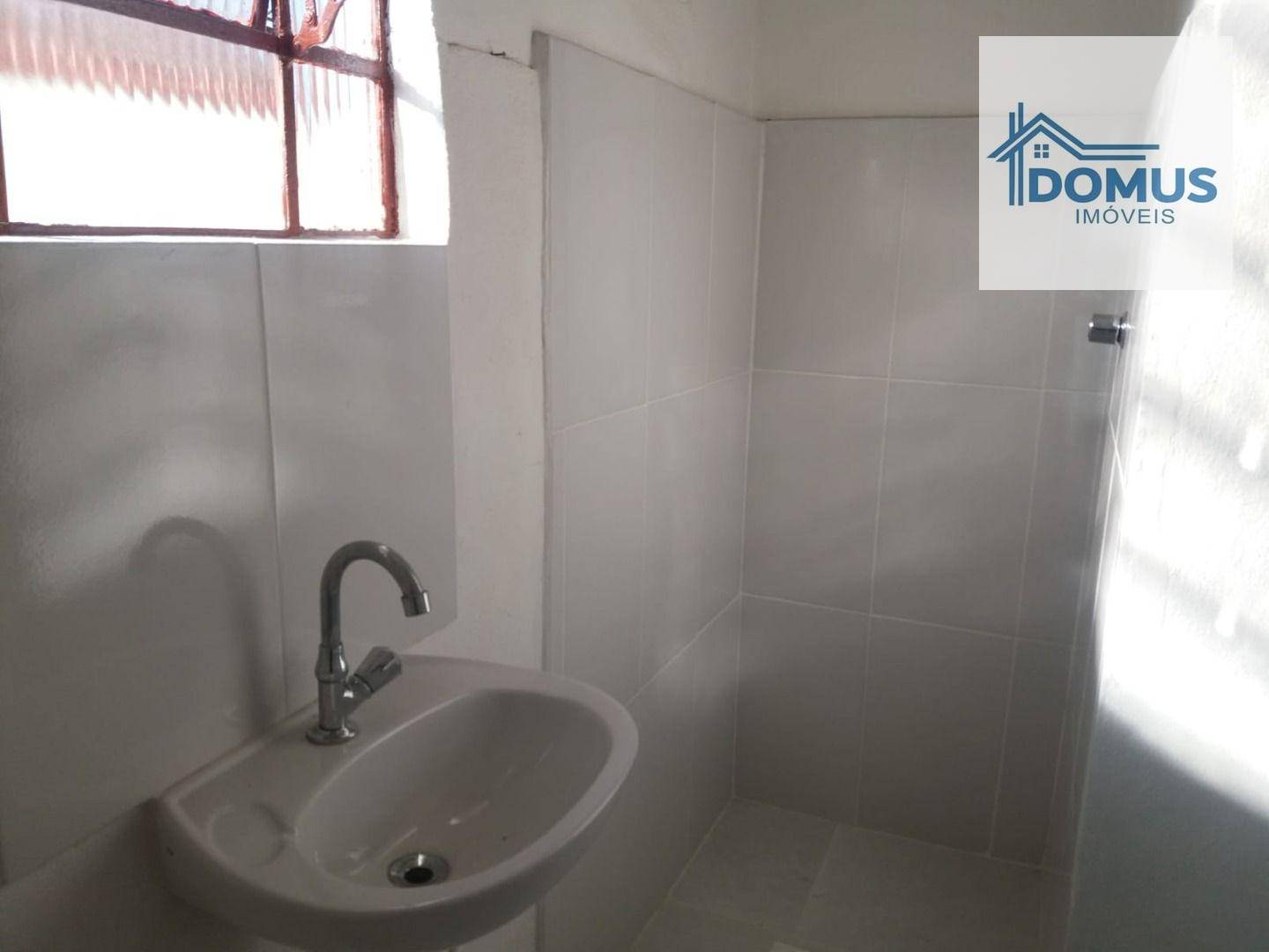 Casa para alugar com 4 quartos, 180m² - Foto 14