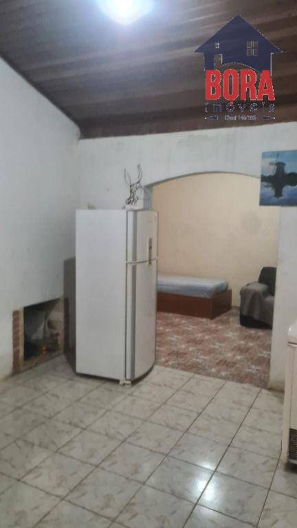 Chácara à venda com 2 quartos, 181m² - Foto 17