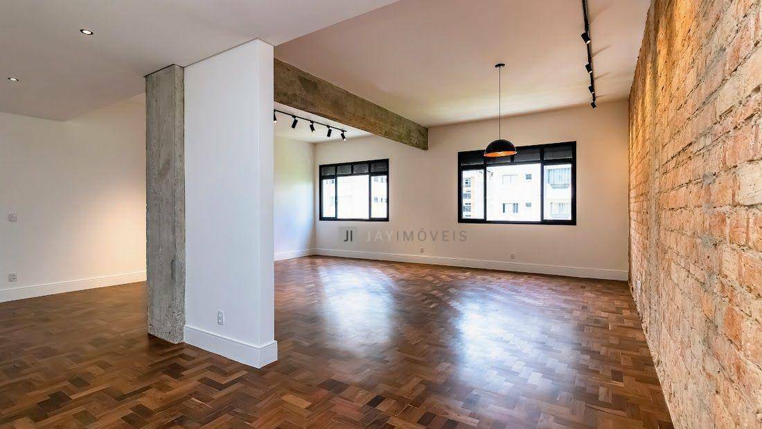 Apartamento à venda com 3 quartos, 212m² - Foto 6