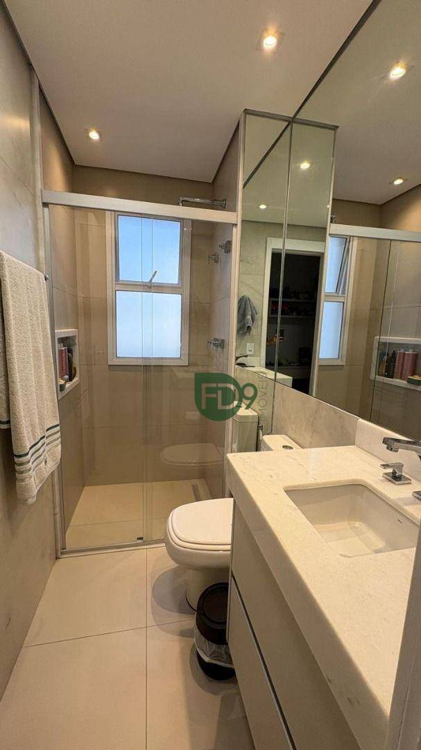 Apartamento à venda com 3 quartos, 121m² - Foto 12
