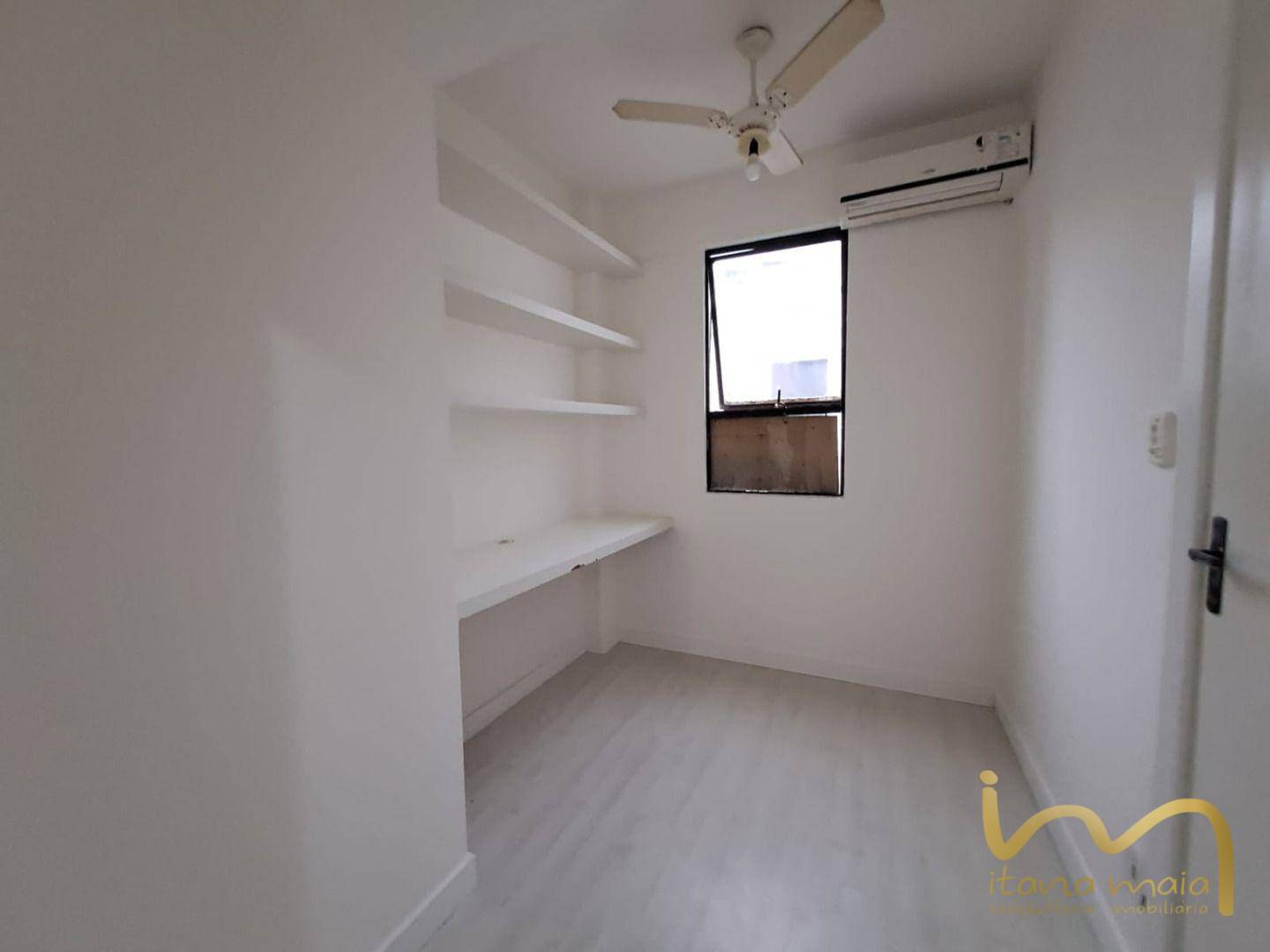 Apartamento à venda com 2 quartos, 70m² - Foto 24