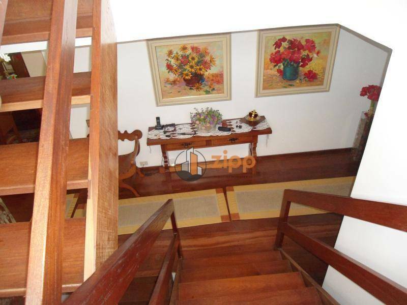 Sobrado à venda com 3 quartos, 240m² - Foto 6