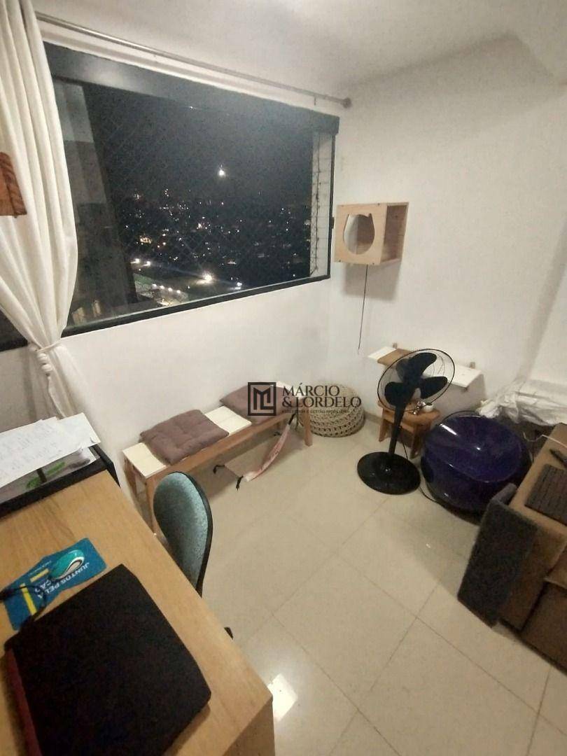 Apartamento à venda com 2 quartos, 67m² - Foto 14