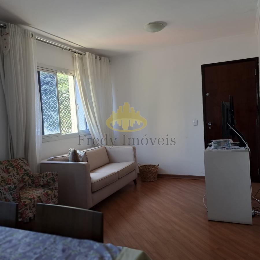 Apartamento à venda com 2 quartos, 83m² - Foto 2