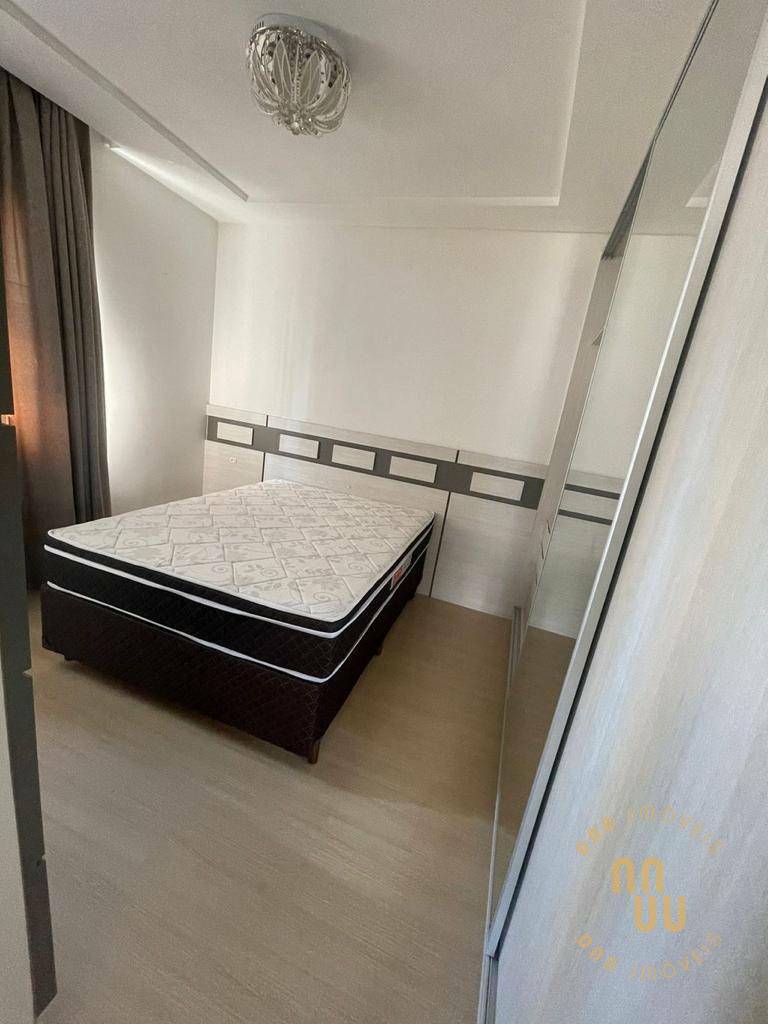 Apartamento à venda com 4 quartos, 137m² - Foto 13