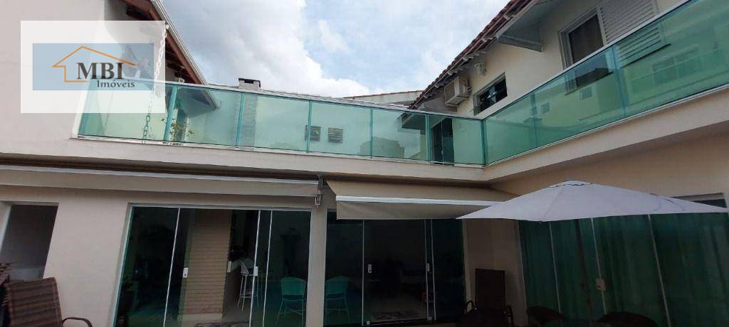 Sobrado à venda com 3 quartos, 276m² - Foto 13