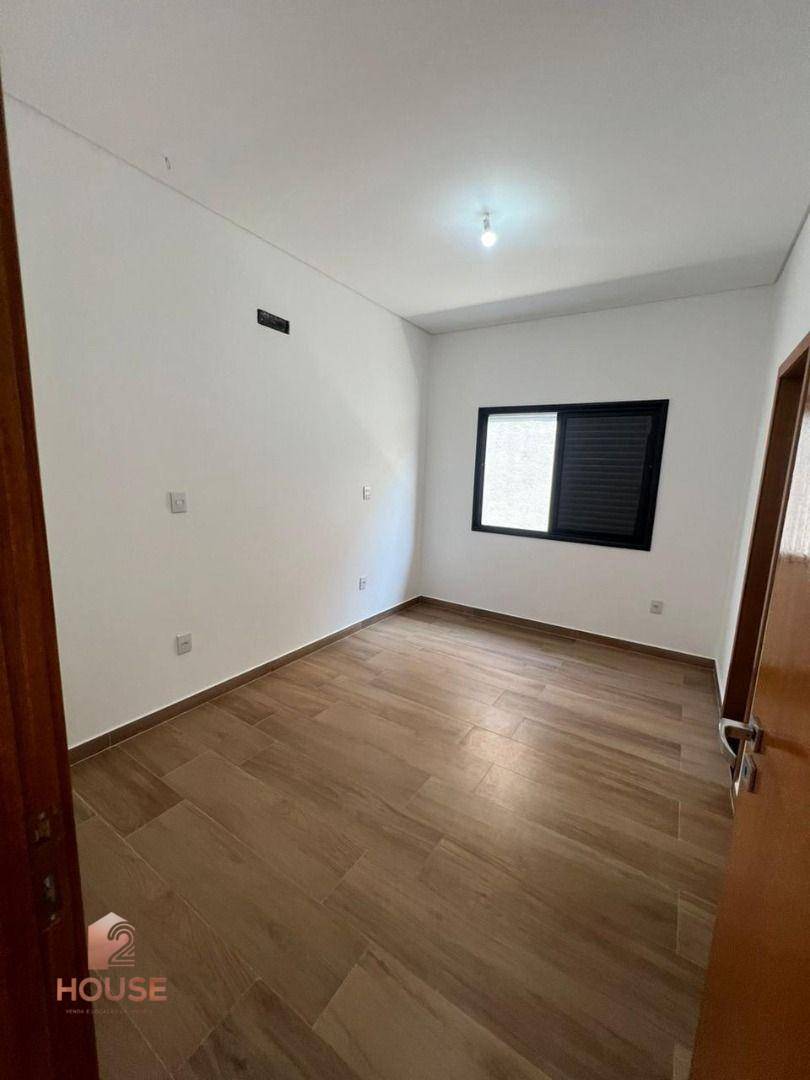 Casa de Condomínio à venda com 4 quartos, 220m² - Foto 10