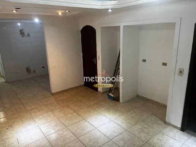 Casa à venda com 4 quartos, 250m² - Foto 3