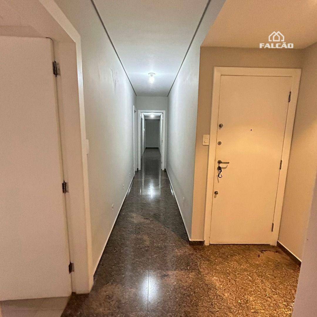 Apartamento à venda com 4 quartos, 250m² - Foto 22