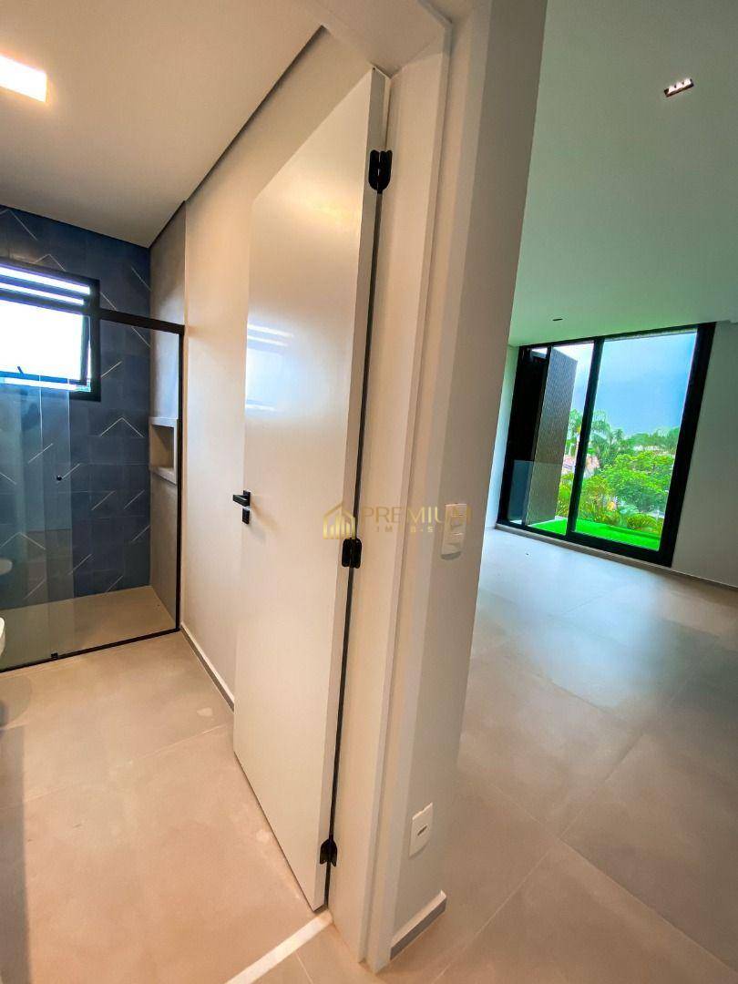 Sobrado à venda com 5 quartos, 300m² - Foto 15