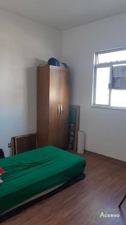 Apartamento à venda com 3 quartos, 140m² - Foto 15