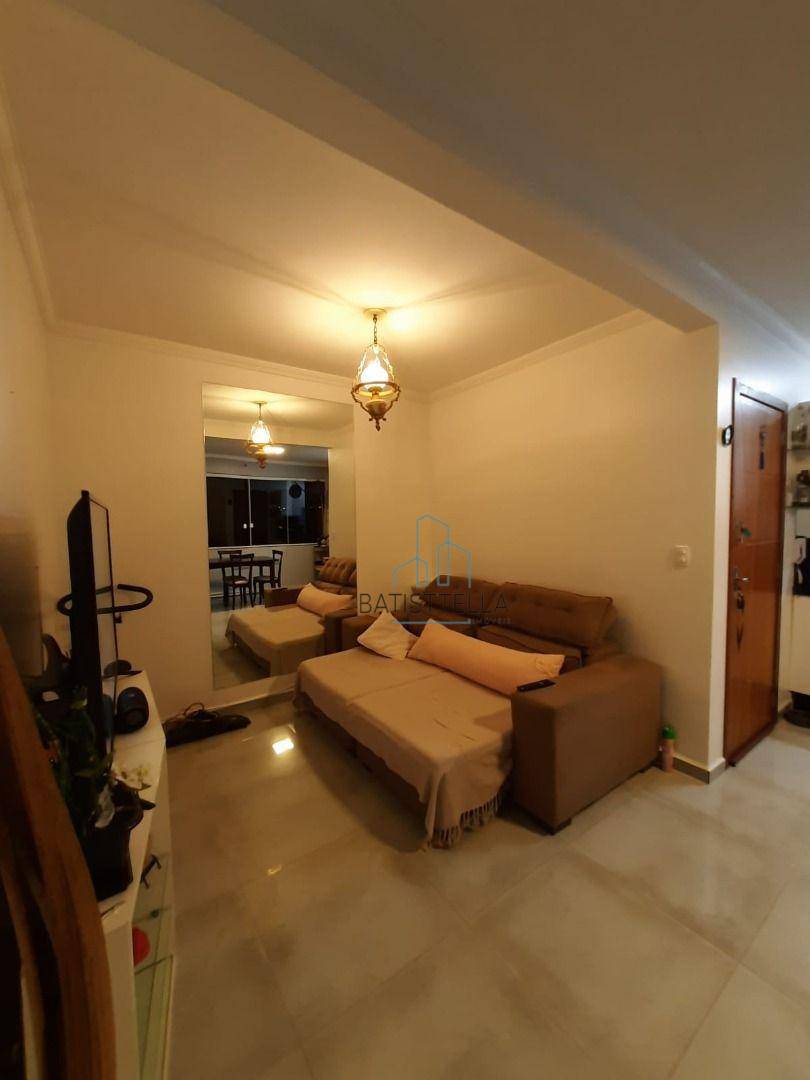 Apartamento à venda com 2 quartos, 55m² - Foto 9