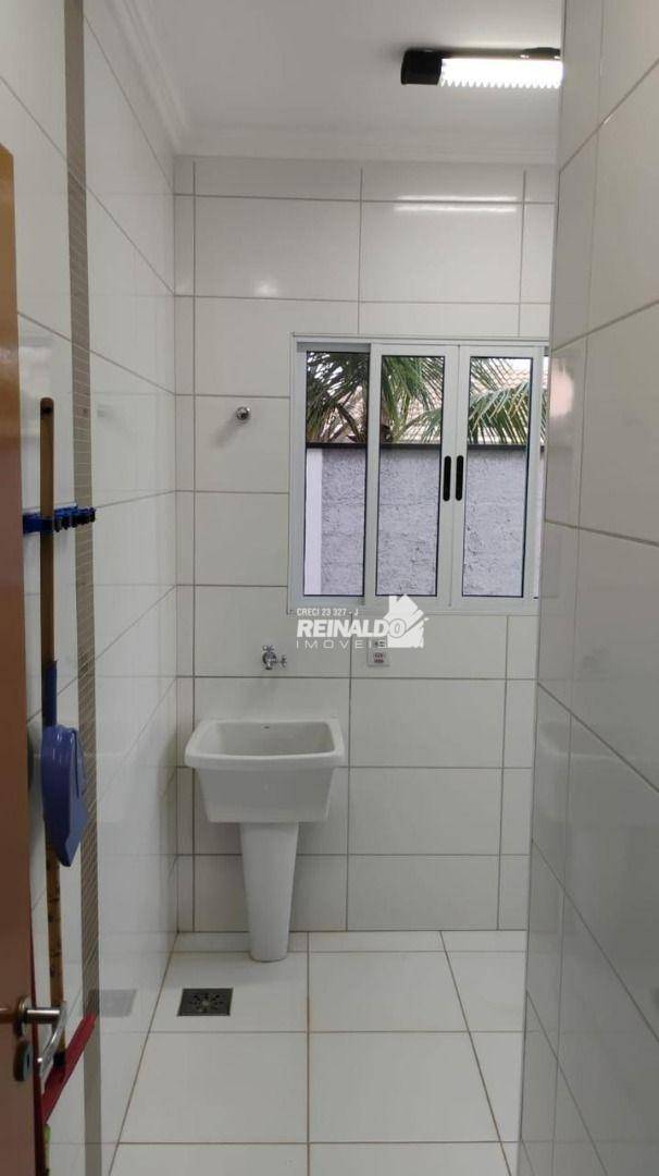 Casa de Condomínio à venda e aluguel com 3 quartos, 180m² - Foto 18