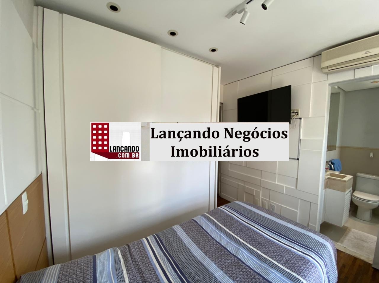 Apartamento à venda com 5 quartos, 238m² - Foto 4