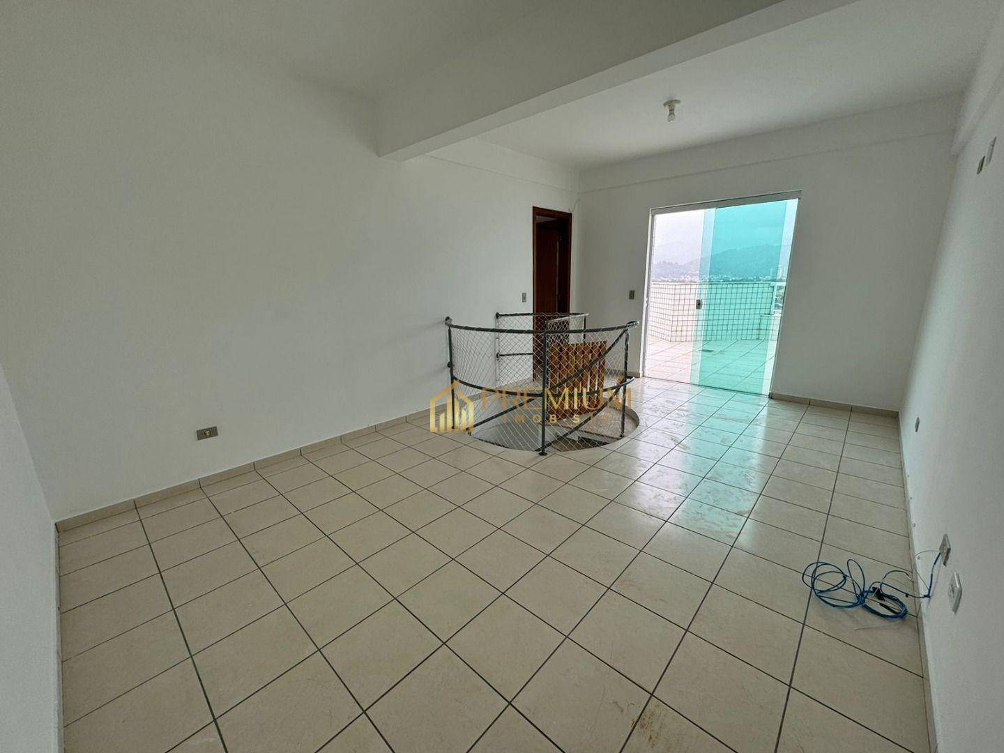 Cobertura à venda com 3 quartos, 168m² - Foto 4